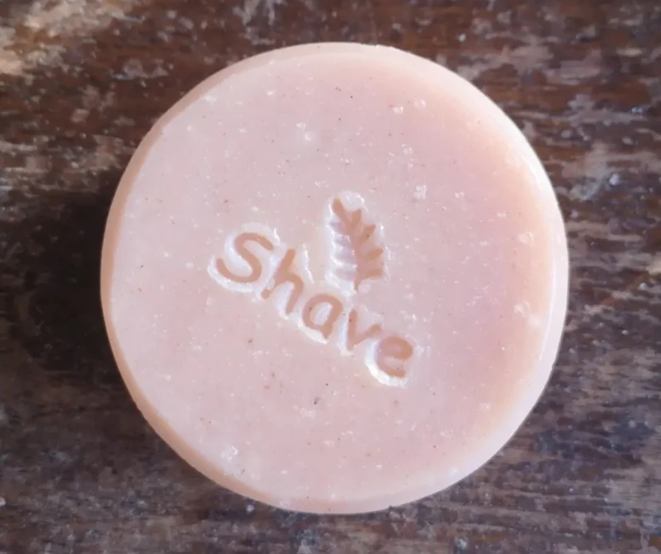 THISTLE & WEEDS SHAVE SOAP - LAVENDER, BERGAMOT & YLANG YLANG