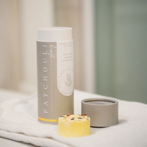 NATURA SOYLIGHTS SHOWER STEAMER - PATCHOULI YLANG